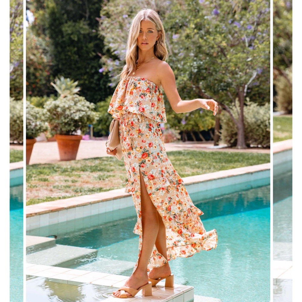 VICI SOFIA STRAPLESS FLORAL TIERED MAXI DRESS